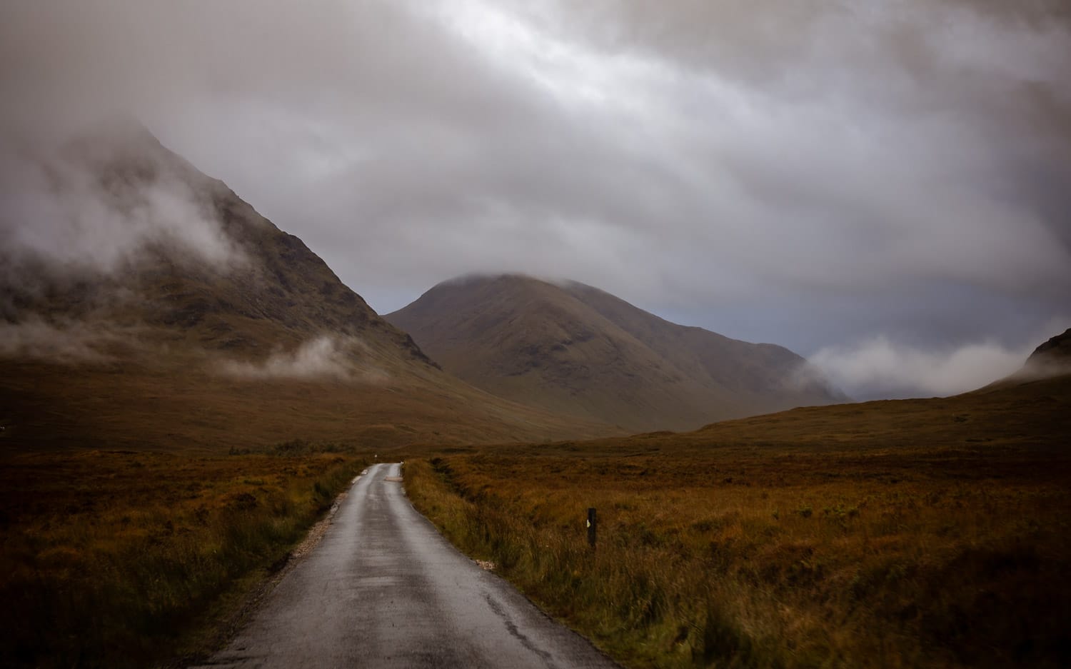 Singletrack Road vom Glencoe ins Glen Etive Singletrack Road vom Glencoe ins Glen Etive
